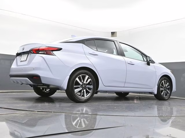 2025 Gray Sky Pearl Nissan Versa 1.6 SV FWD Sedan