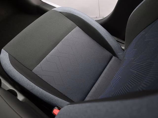 2025 Gray Sky Pearl Nissan Versa 1.6 SV FWD Sedan