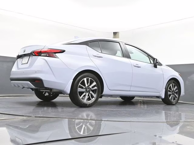 2025 Gray Sky Pearl Nissan Versa 1.6 SV FWD Sedan