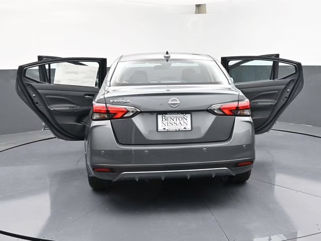 2025 Gun Metallic Nissan Versa 1.6 SV FWD Sedan