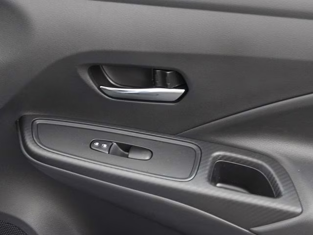 2025 Gray Sky Pearl Nissan Versa 1.6 SV FWD Sedan