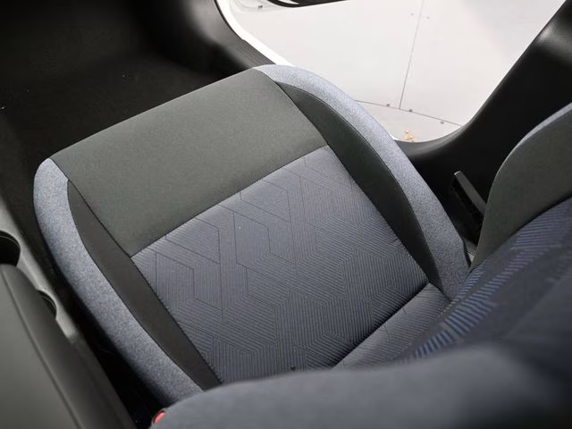 2025 Aspen White Tricoat Nissan Versa 1.6 SV FWD Sedan