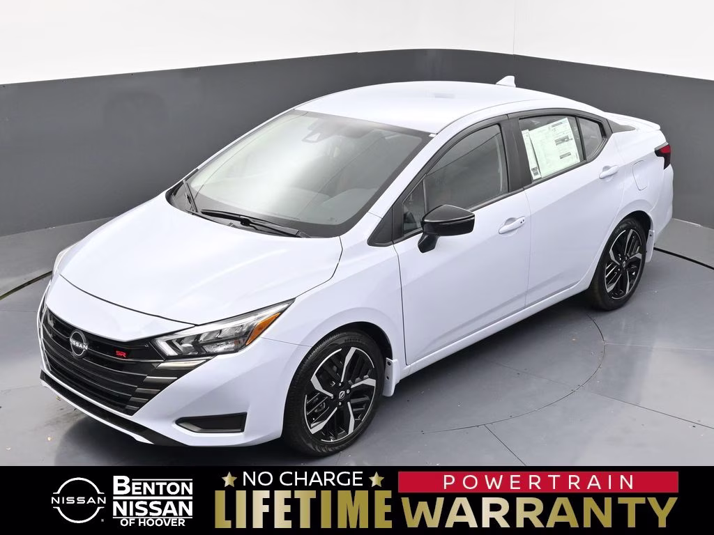 2025 Gray Sky Pearl Nissan Versa 1.6 SR FWD Sedan