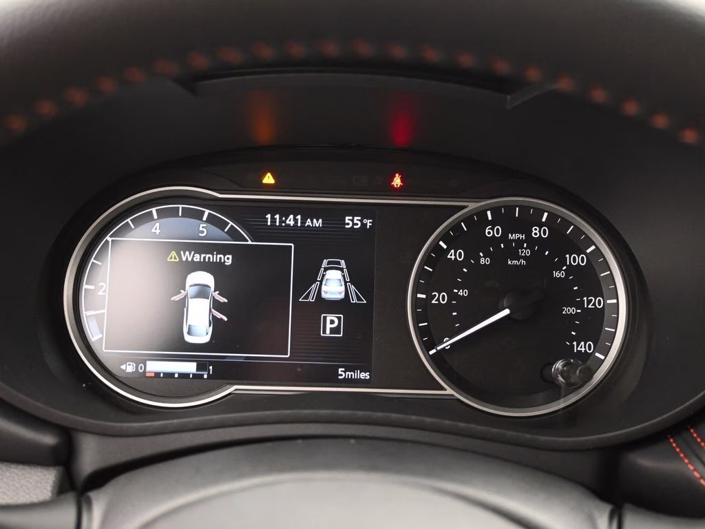 2025 Gray Sky Pearl Nissan Versa 1.6 SR FWD Sedan
