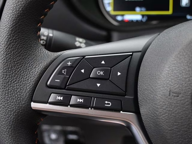 2025 Gray Sky Pearl Nissan Versa 1.6 SR FWD Sedan