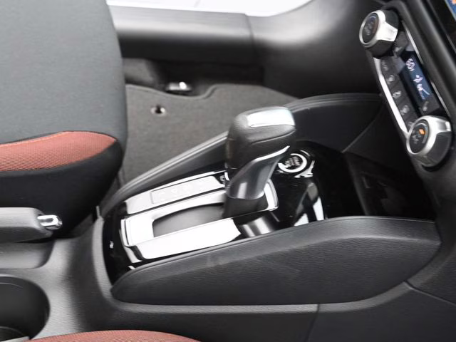 2025 Gray Sky Pearl Nissan Versa 1.6 SR FWD Sedan