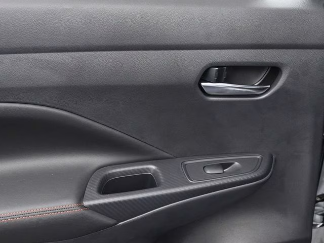 2025 Gun Metallic Nissan Versa 1.6 SR FWD Sedan