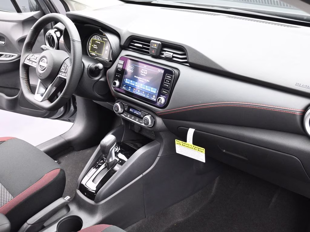 2025 Gun Metallic Nissan Versa 1.6 SR FWD Sedan