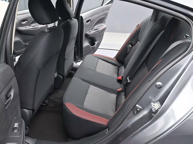 2025 Gun Metallic Nissan Versa 1.6 SR FWD Sedan