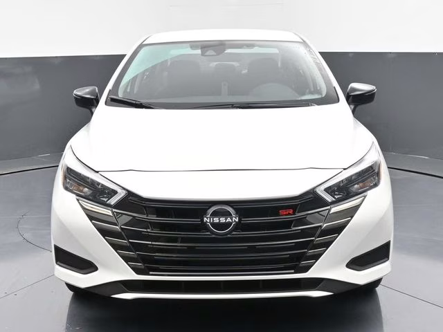 2025 Aspen White Tricoat Nissan Versa 1.6 SR FWD Sedan