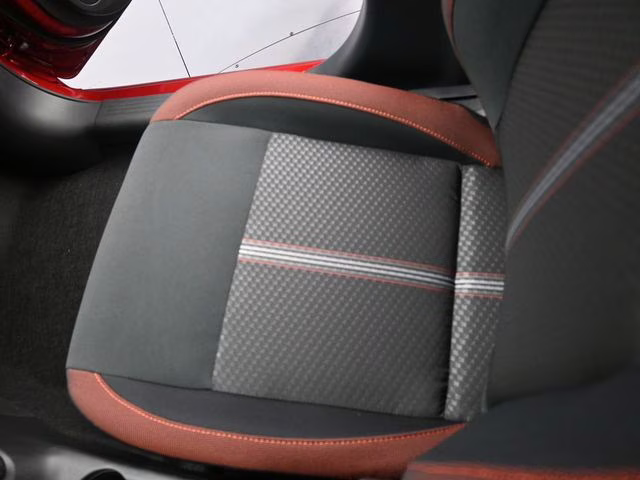 2025 Scarlet Ember Tintcoat Nissan Versa 1.6 SR FWD Sedan