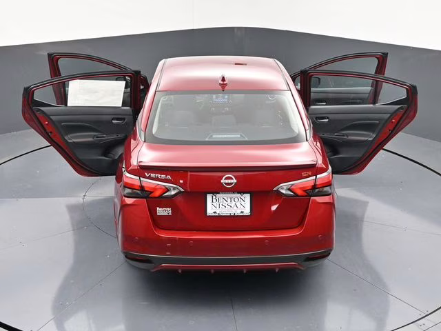 2025 Scarlet Ember Tintcoat Nissan Versa 1.6 SR FWD Sedan