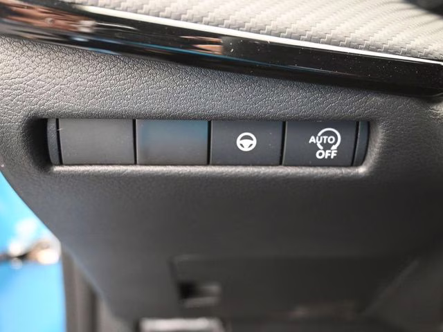 2026 Arctic Ice Blue/Black Nissan Kicks SR FWD SUV