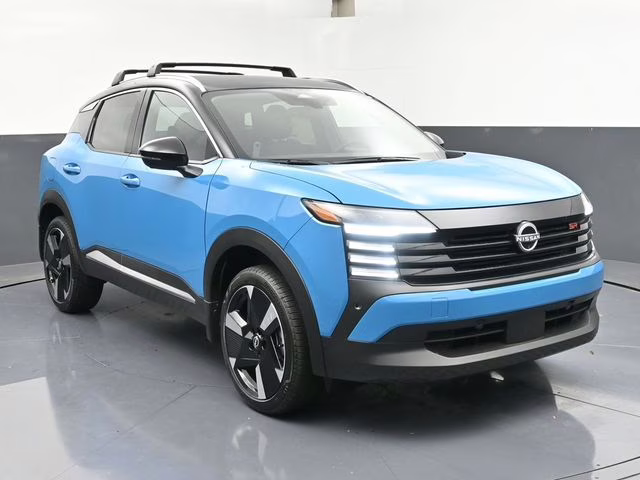 2026 Arctic Ice Blue/Black Nissan Kicks SR FWD SUV