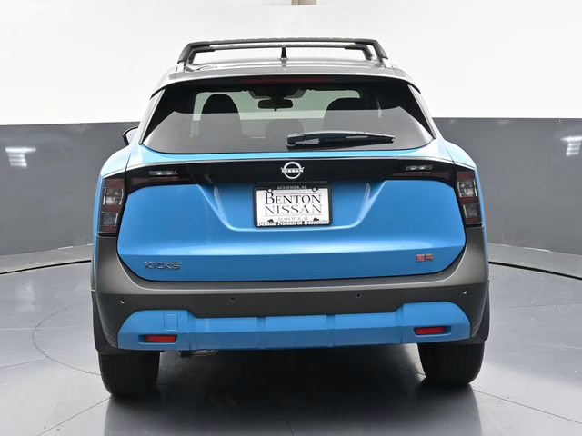 2026 Arctic Ice Blue/Black Nissan Kicks SR FWD SUV