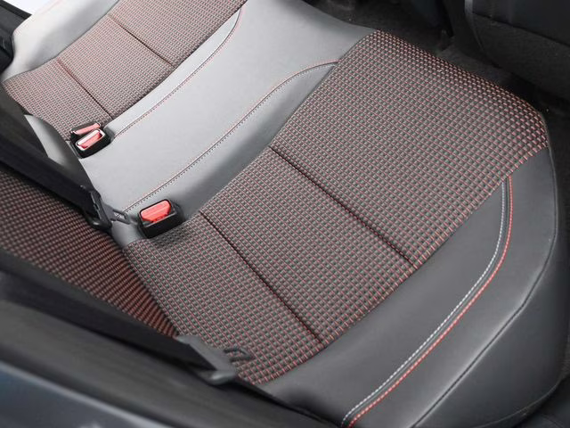 2026 Gun Metallic/Super Black Nissan Kicks SR FWD SUV