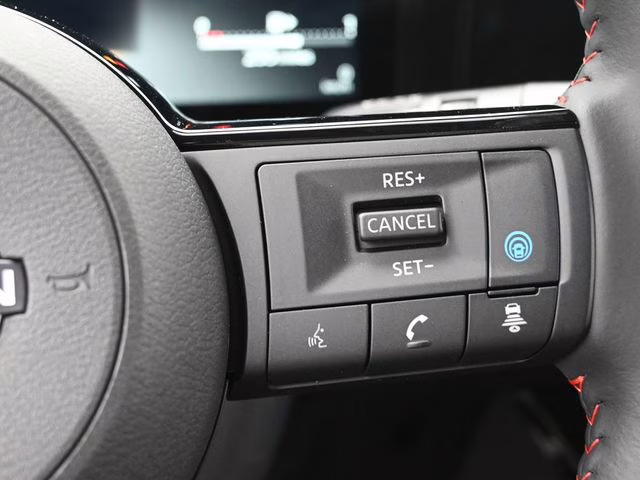 2026 Arctic Ice Blue/Black Nissan Kicks SR FWD SUV