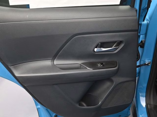 2026 Arctic Ice Blue/Black Nissan Kicks SR FWD SUV