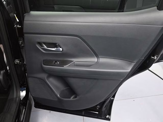 2026 Super Black Nissan Kicks SR FWD SUV