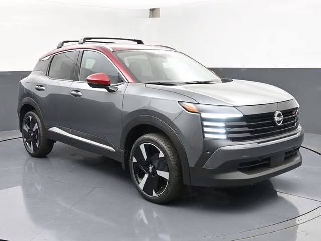 2026 Gun Metallic/Scarlet Ember Tintcoat Nissan Kicks SR FWD SUV