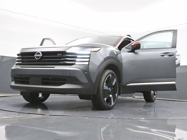 2026 Gun Metallic/Scarlet Ember Tintcoat Nissan Kicks SR FWD SUV