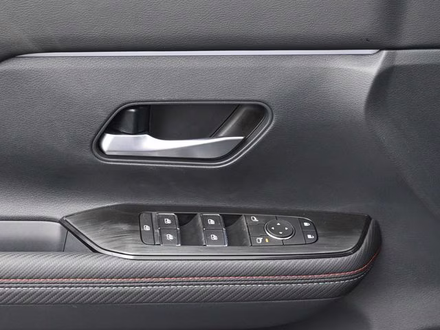 2026 Super Black Nissan Kicks SR FWD SUV