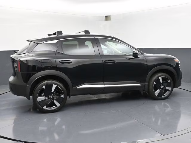 2026 Super Black Nissan Kicks SR FWD SUV