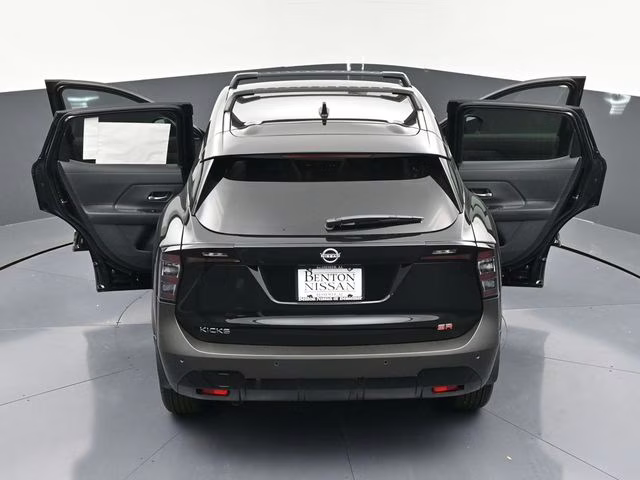 2026 Super Black Nissan Kicks SR FWD SUV