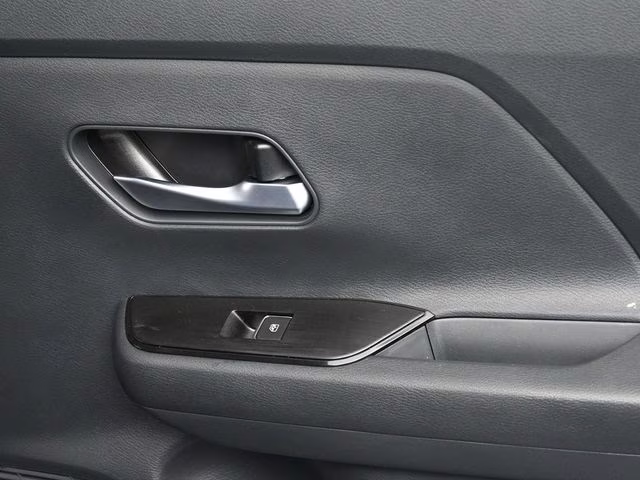 2026 Super Black Nissan Kicks SR FWD SUV