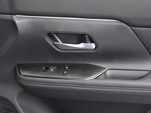 2026 Super Black Nissan Kicks SR FWD SUV