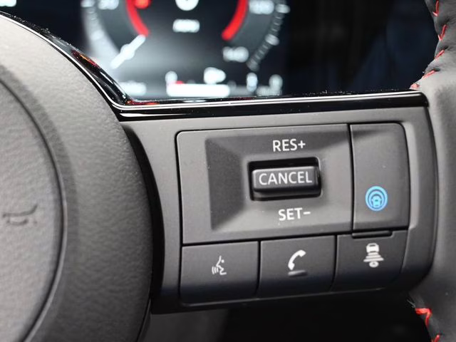 2026 Super Black Nissan Kicks SR FWD SUV