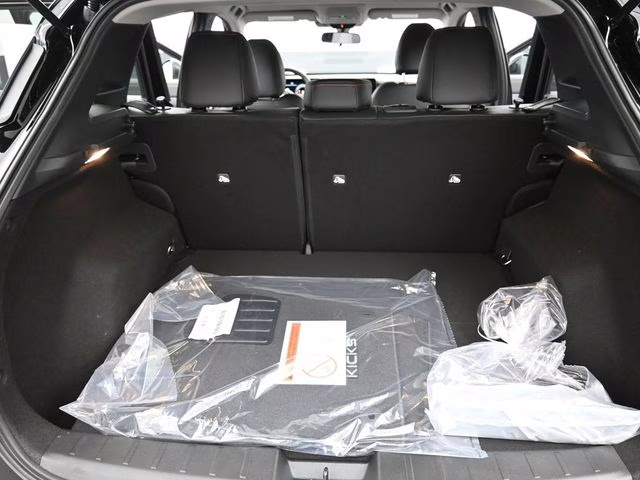 2026 Super Black Nissan Kicks SR FWD SUV