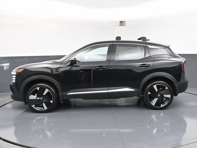 2026 Super Black Nissan Kicks SR FWD SUV