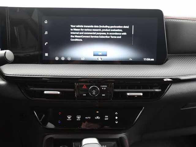 2026 Arctic Ice Blue/Black Nissan Kicks SR FWD SUV