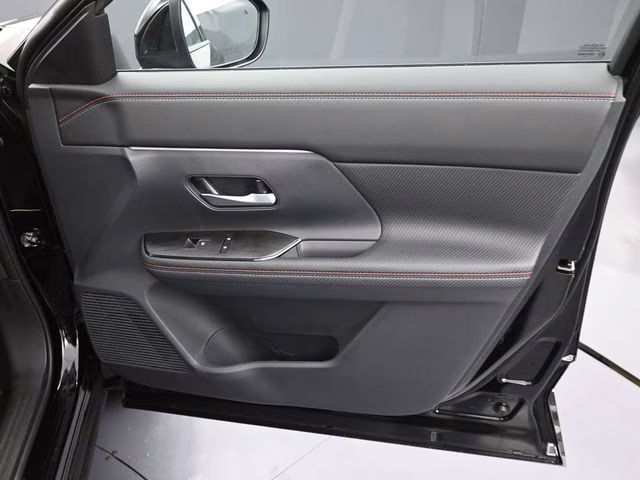 2026 Super Black Nissan Kicks SR AWD SUV