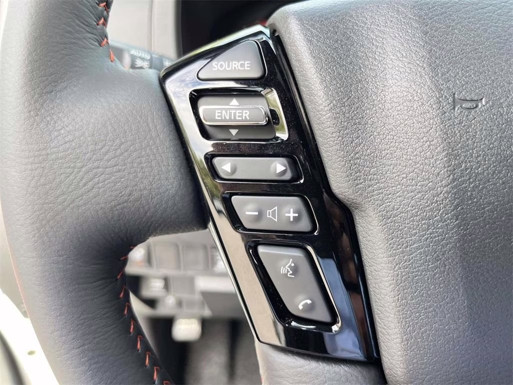 2026 Glacier White Nissan Frontier PRO-X RWD Truck