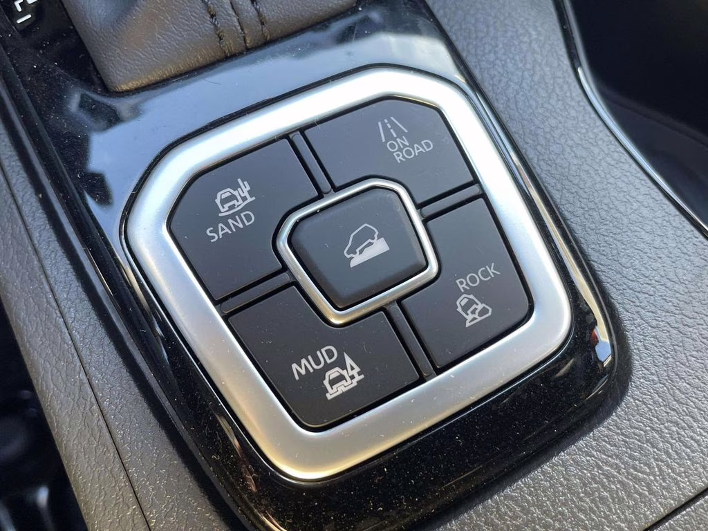 2026 Super Black Nissan Frontier SV 4X4 Truck