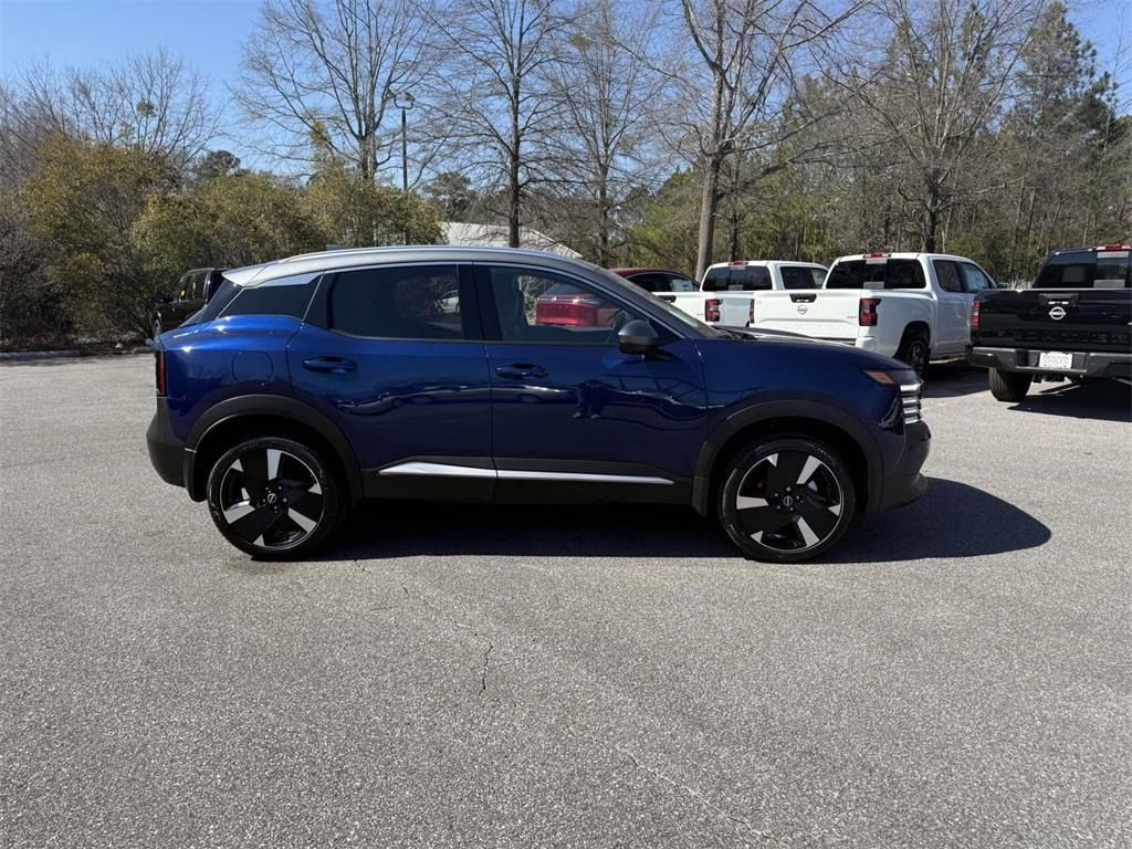 2025 Deep Blue Pearl/Gun Metallic Nissan Kicks SR FWD SUV