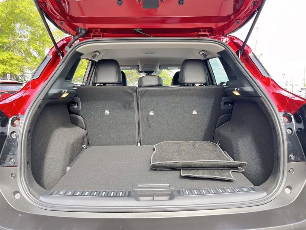 2026 Scarlet Ember Tintcoat Nissan Kicks SR FWD SUV