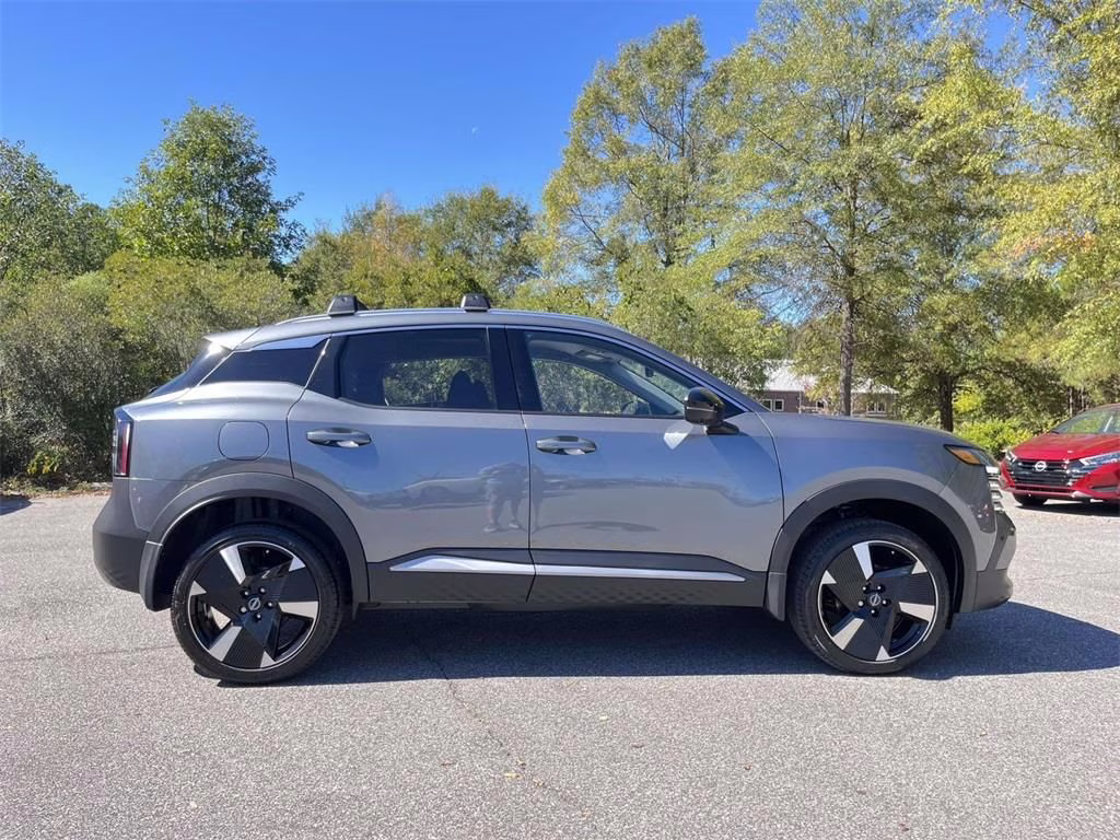 2026 Gun Metallic Nissan Kicks SR FWD SUV