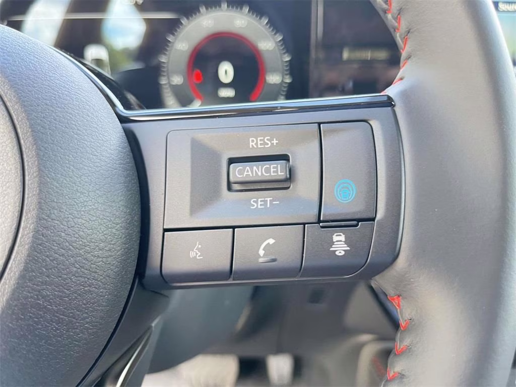 2026 Super Black Nissan Kicks SR FWD SUV