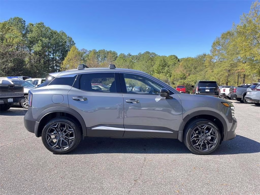 2026 Gun Metallic Nissan Kicks SR FWD SUV