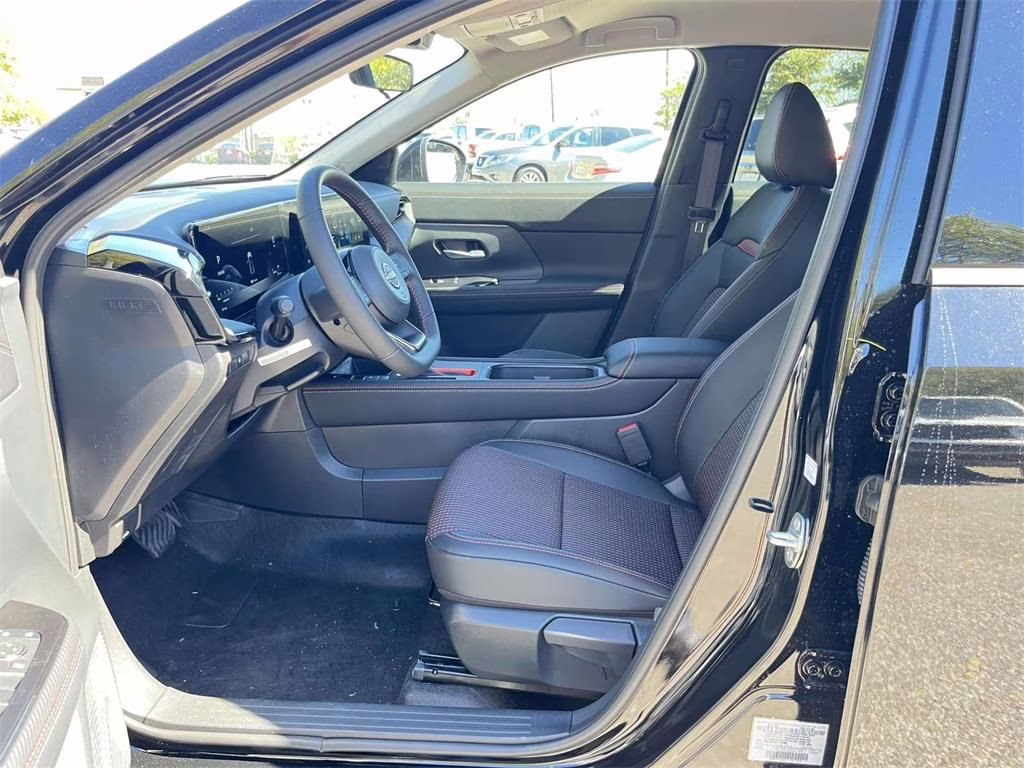 2026 Super Black Nissan Kicks SR AWD SUV