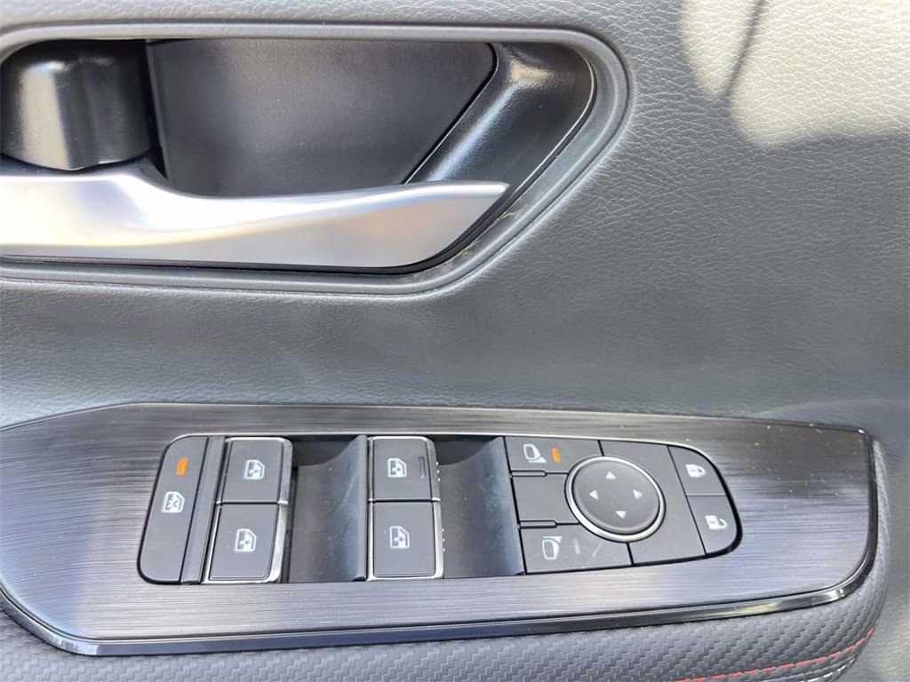 2026 Gun Metallic Nissan Kicks SR FWD SUV