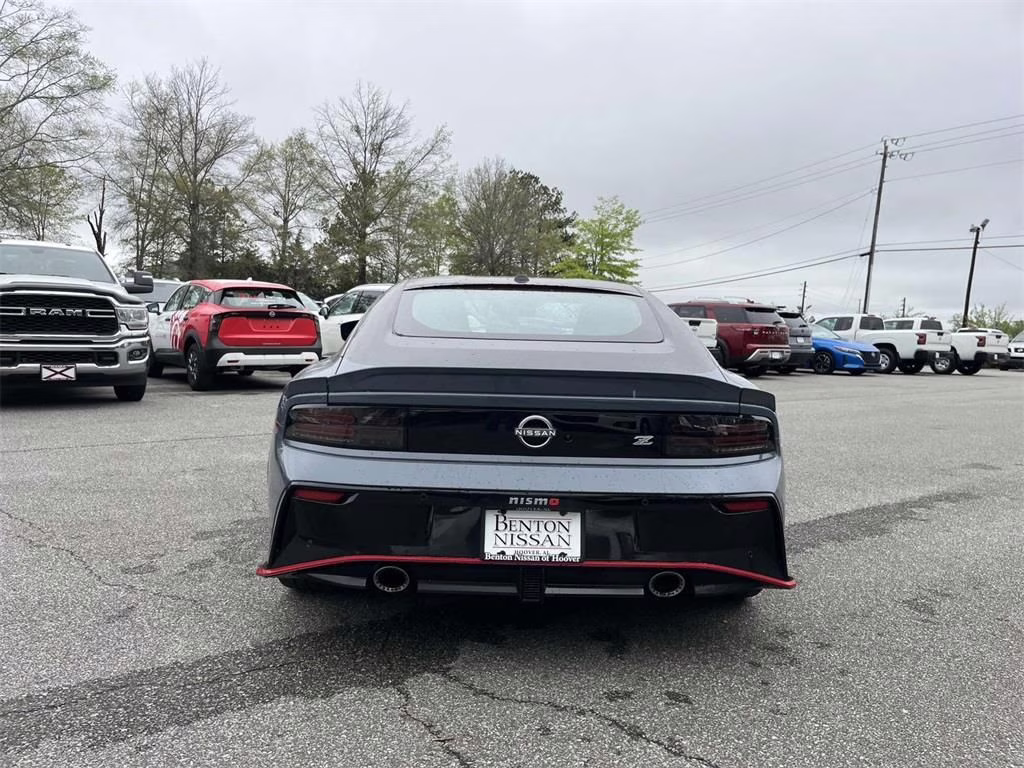 2025 Stealth Gray/Super Black Nissan Z NISMO RWD Coupe