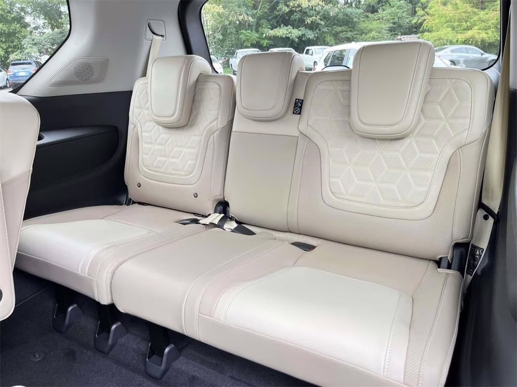 2026 Aspen White Tricoat Nissan Armada Platinum RWD SUV