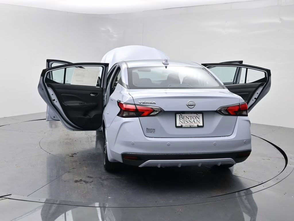2025 Gray Sky Pearl Nissan Versa 1.6 SV FWD Sedan