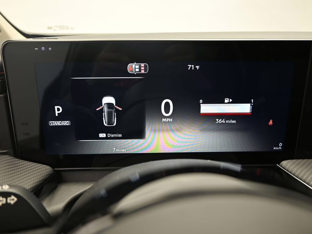 2026 Gun Metallic/Super Black Nissan Kicks SR FWD SUV