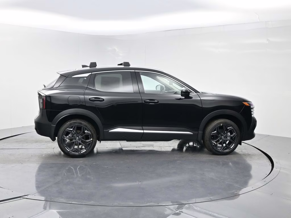 2026 Super Black Nissan Kicks SR FWD SUV