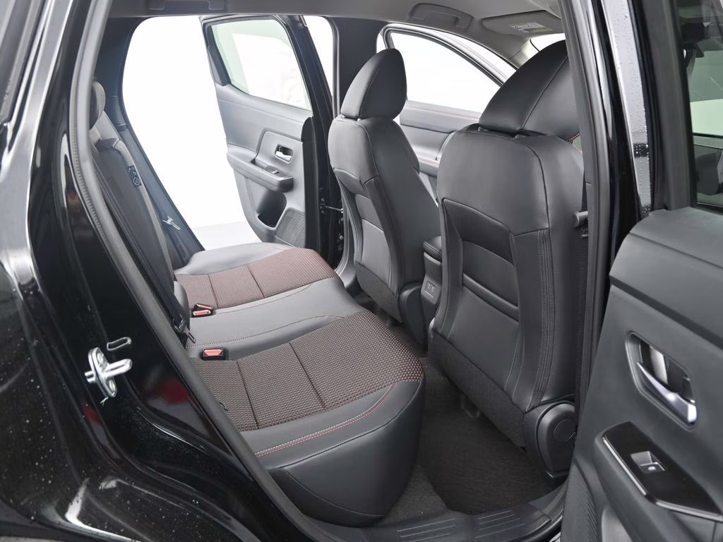 2026 Super Black Nissan Kicks SR FWD SUV